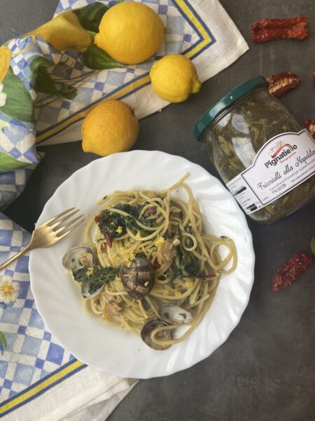 Tagliolini al limone con vongole e friarelli napoletani